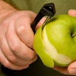 رازهای سلامت پوست میوه‌ها: ضرر یا فایده؟ نظر کارشناسان درباره ارگانیک‌ها چیست؟