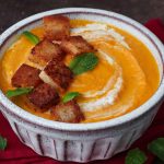 ویدئوی آموزشی: دستورالعمل پخت سوپ گوشت و هویج – به سبکی جدید و پرخاصیت!