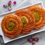 ویدئوی اختصاصی: دستور تهیه بامیه ترکی بی‌نظیر؛ طعمی خاص و لذیذ برای سفره‌های رمضان!