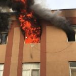 صاعقه خشمگین، شعله‌ها را به ساختمان شهرداری هشتگرد بخشید؛ مشاهده لحظاتی دلهره‌آور در فیلم
