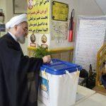 حسن روحانی، رئیس جمهور پیشین ایران، رای خود را به صندوق انداخت + فیلم لحظه اقدام