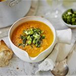 چگونه سوپ “گرماو” را به شیوه اصیل کردی طبخ کنیم: رازهای آشپزان کرد در آشپزخانه شما!
