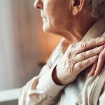 چرا افراد مسن کمتر ابتلا به آلزایمر دارند؟