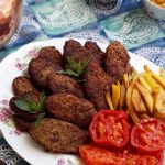 (ویدئو) این کتلت ساده و خوشمزه رو با مرغ و قارچ تو خونه درست کن!