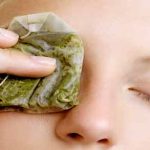 چگونه چای سبز معجزه‌آسا چین و چروک‌های پیری را از بین ببرد: رازی برای جوان‌‌سازی پوست و دورچشم
