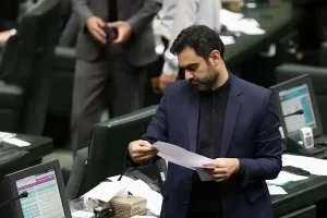 انتقاد تند روزنامه جوان از سخنرانی امیرحسین ثابتی در مجلس