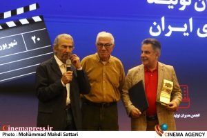 جشن با شکوه «مدیران تولید سینمای ایران» برگزار شد/ لوح زرین «بهترین مدیر تولید سال» به «رضا زنجانیان» رسید – اخبار سینمای ایران و جهان