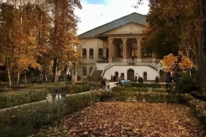 جاهای دیدنی تهران؛ زیباترین باغ موزه‌های تاریخی تهران در فصل پاییز