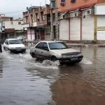 تکرار چالش آبگرفتگی معابر اهواز با نخستین باران پاییزی/ آماده‌ باش بیمارستان‌ ها برای افزایش مشکلات تنفسی