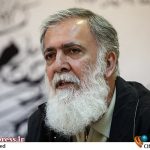 مدیر هنری برگزیده استان‌ها تندیس طوبای زرین و جایزه نقدی «هفدهمین جشنواره هنرهای تجسمی فجر» را دریافت می‌کند – اخبار سینمای ایران و جهان