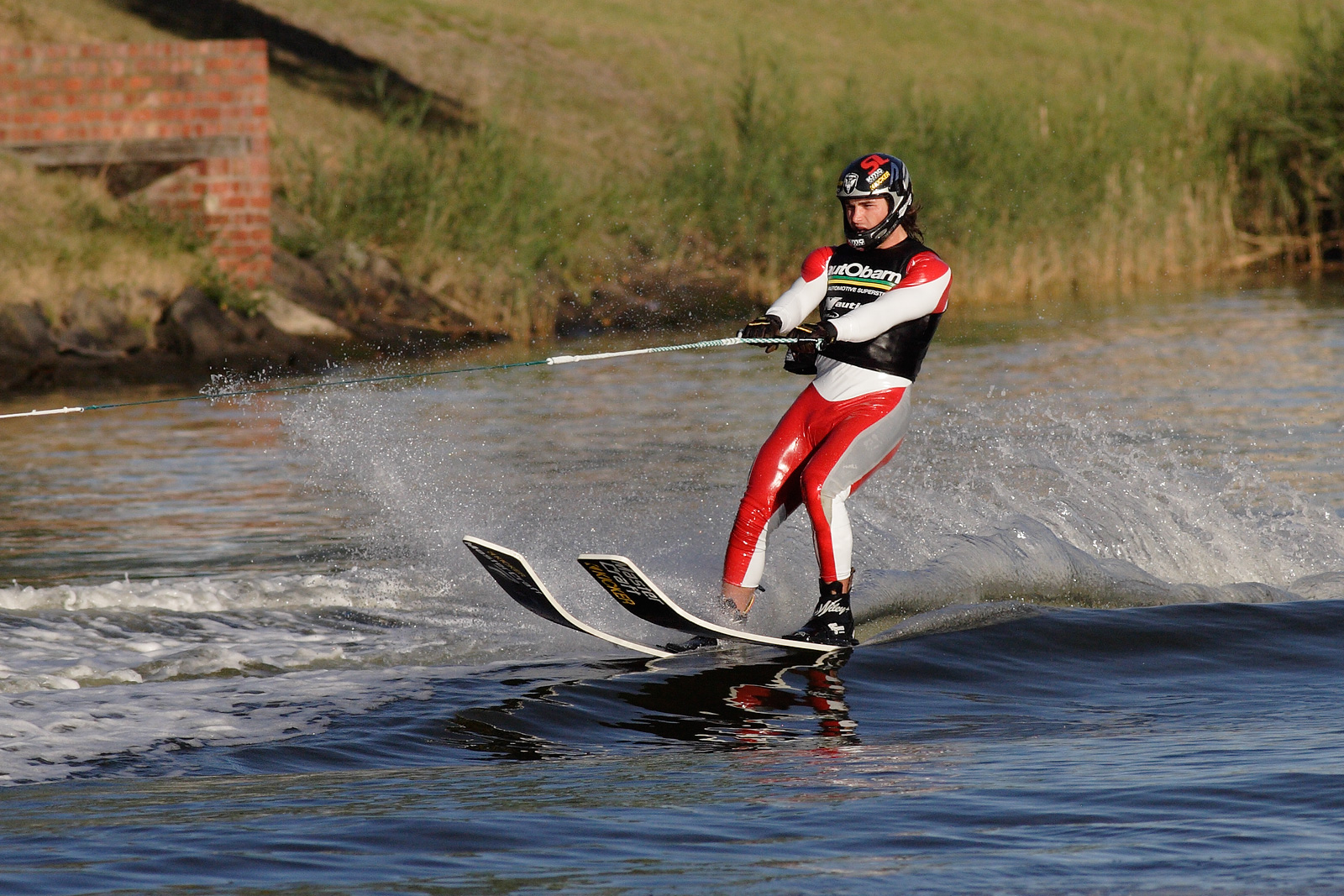 Water_skiing_on_the_yarra02