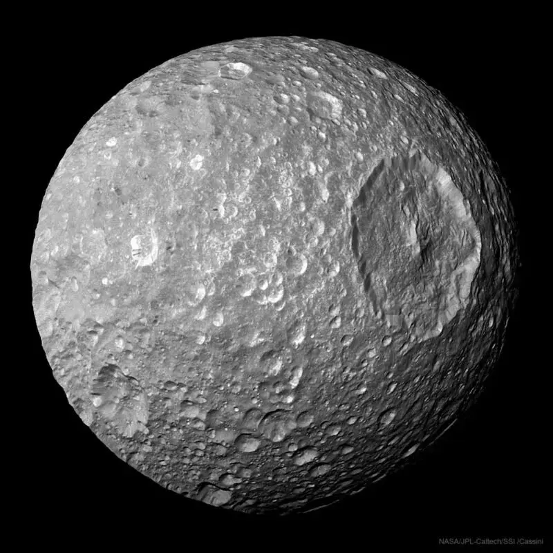 Mimas_Cassini_960-1-800x800.jpg_11zon