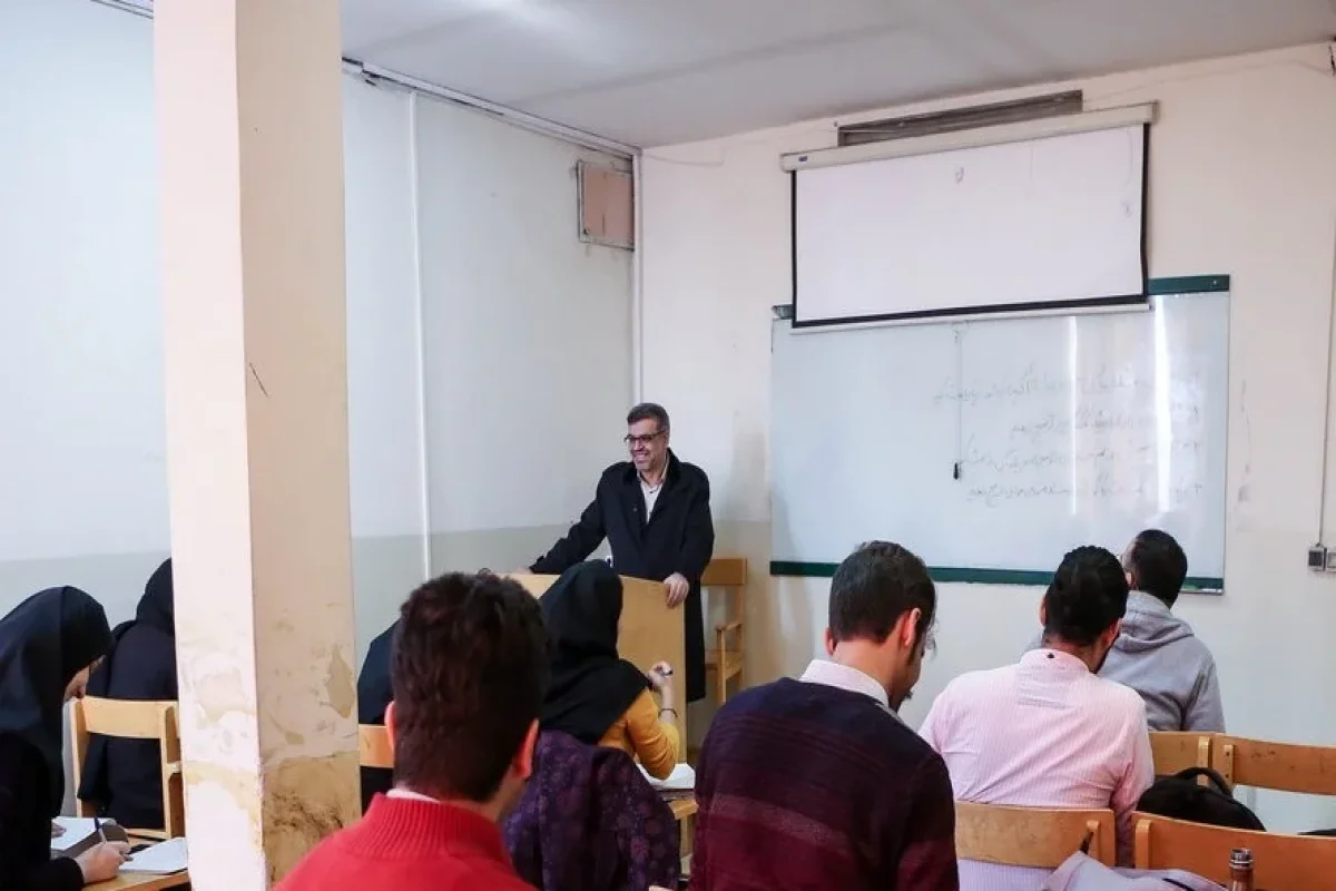 زمان آغاز کلاس های درس دانشگاه آزاد اسلامی