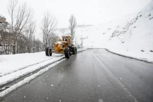 هشدار پلیس راهور درباره بارش در ۱۳ استان و انسداد محور کرج – چالوس