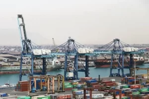 تردد شناورهای تجاری از همه مبادی وارداتی جریان دارد