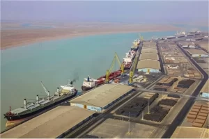 سواحل مکران و بندر چابهار دروازه واردات و صادرات می‌شود