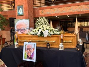 آموزگار: «ارفعی» فرزند ایران بود و تمام وجودش سرشار از عشق به «ایران»/ به «خاک ایران» تبریک می‌گویم که فرزندش را در خاک خود و در جوار «حافظ شیرازی» در آغوش خواهد گرفت – اخبار سینمای ایران و جهان