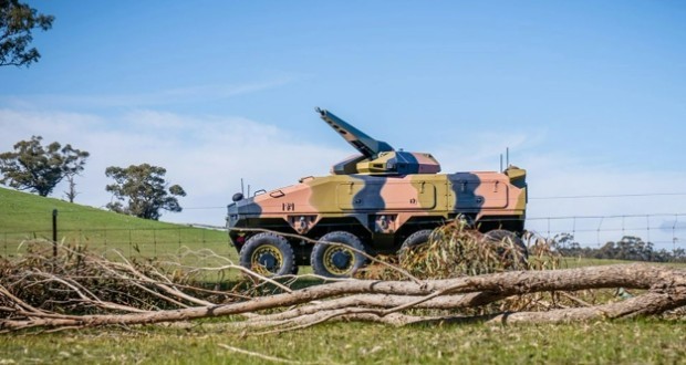 شرکت BAE Systems خودروی جنگی خودران اطلس را آزمایش می‌کند