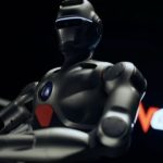 ربات‌های انسان‌نما اکنون در خیابان‌های چین گشت‌زنی می‌کنند