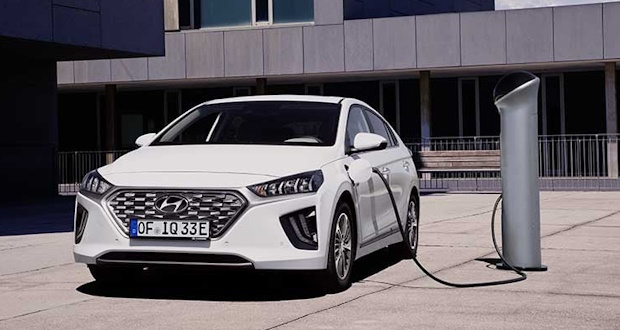 خودروسازان در مورد مصرف سوخت خودروهای پلاگین هیبریدی دروغ می‌گویند!