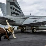 چگونه ناو هواپیمابر جرالد فورد می‌تواند ۱۶۰ هواپیما را در ۲۴ ساعت به پرواز درآورد؟