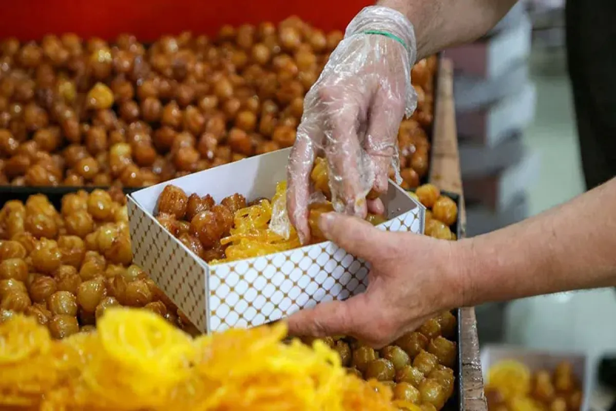 قیمت زولبیا و بامیه در ماه رمضان افزایش ۱۰۰ درصدی دارد