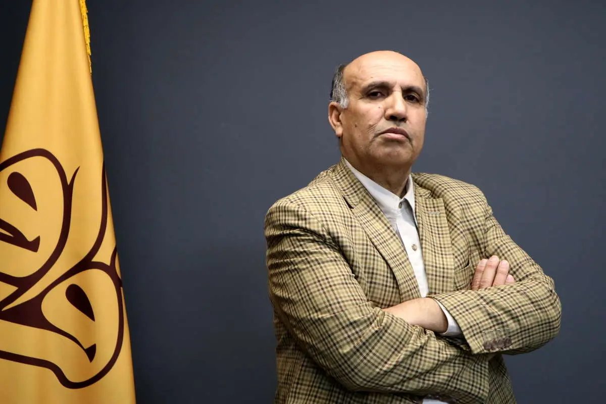 قدرت خرید مردم به شدت کاهش پیدا کرده / بعید نیست تورم سال آتی ۳ رقمی شود